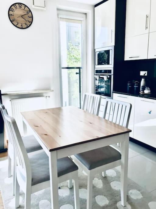 Apartment Nowoczesny Na Pradze Warsaw
